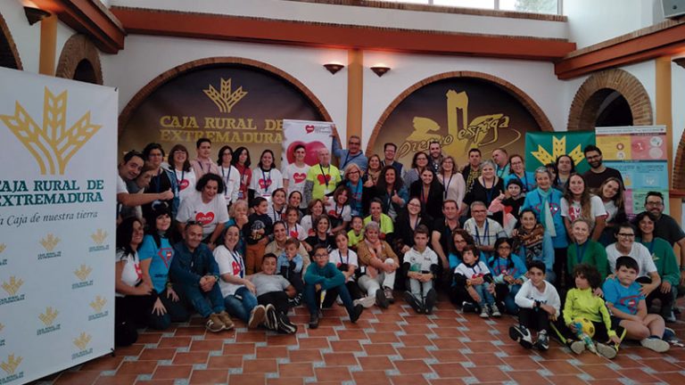 ADMO celebra un encuentro formativo con sus voluntarios. Grada 172. Primera fila