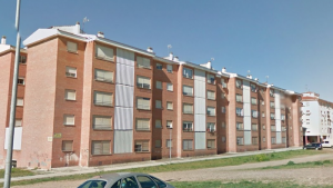 La Junta de Extremadura destina dos millones de euros a las viviendas sociales de la barriada pacense de Suerte de Saavedra
