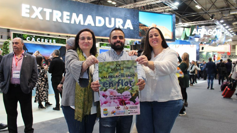 'Valdelacalzada en flor' adentra al turista en un viaje a través de los sentidos