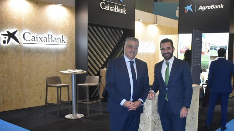 CaixaBank refuerza su compromiso con el sector agroalimentario con su presencia en la Feria Internacional Agroexpo de Don Benito