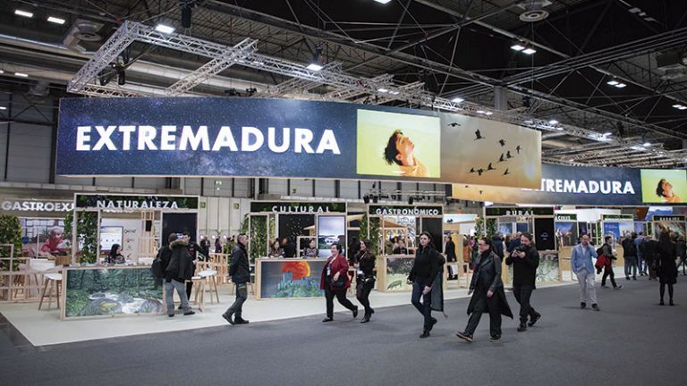 Extremadura se muestra en Fitur como un paraíso del turismo de interior. Grada 175. Qué pasó