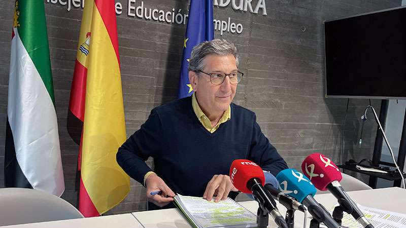 La Junta de Extremadura destina casi 45 millones de euros para las dos principales líneas de ayudas para autónomos. Foto: Junta de Extremadura