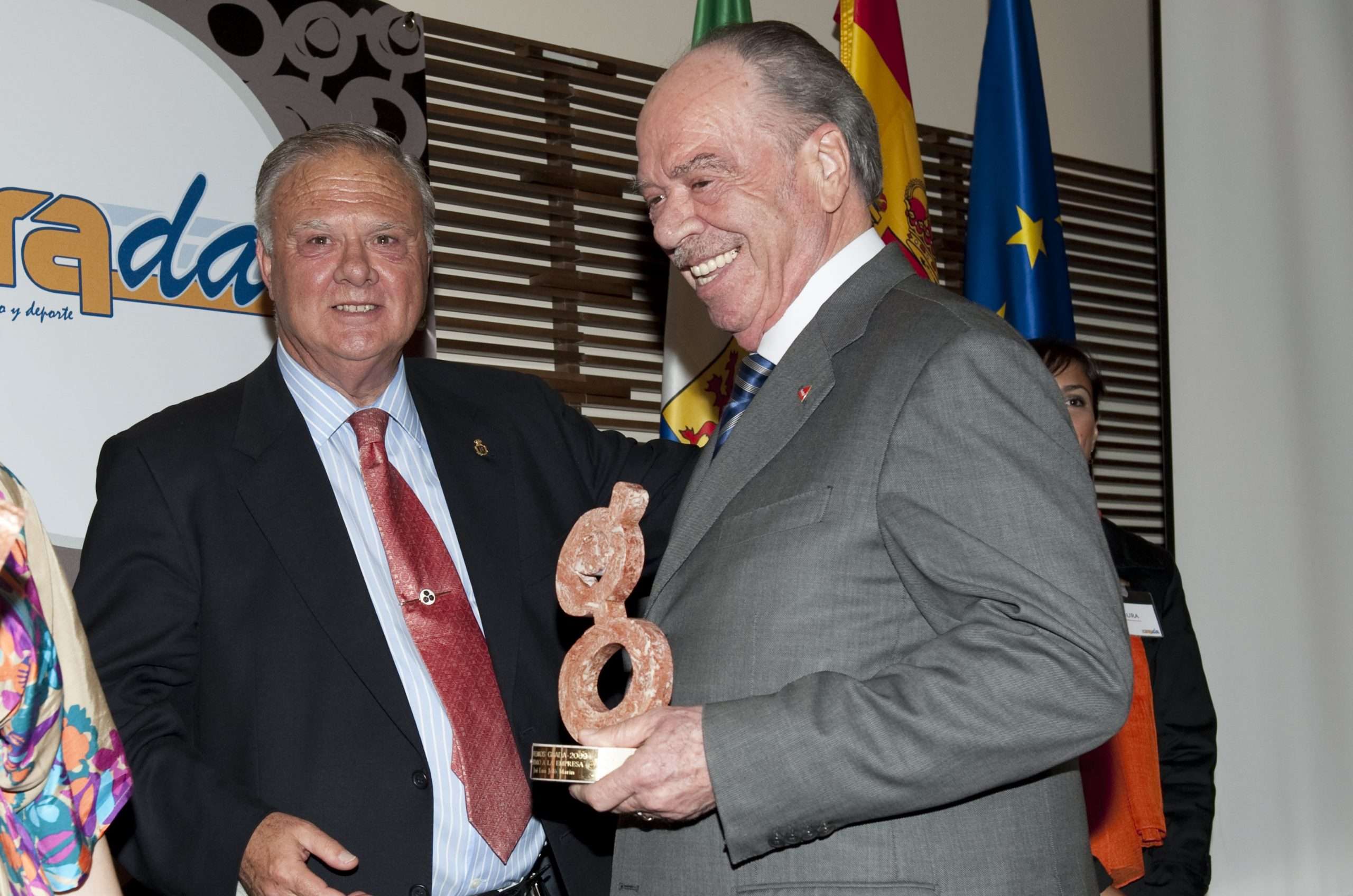 Rui Nabeiro recibe el Premio Grada 2009 a la Empresa. Foto: Eduardo Sierra
