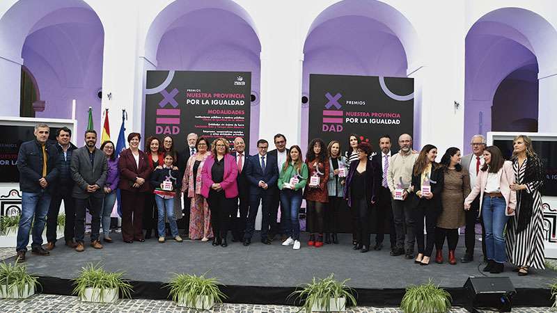 La Diputación de Badajoz entrega los II Premios ‘Nuestra provincia por la igualdad’. Grada 176