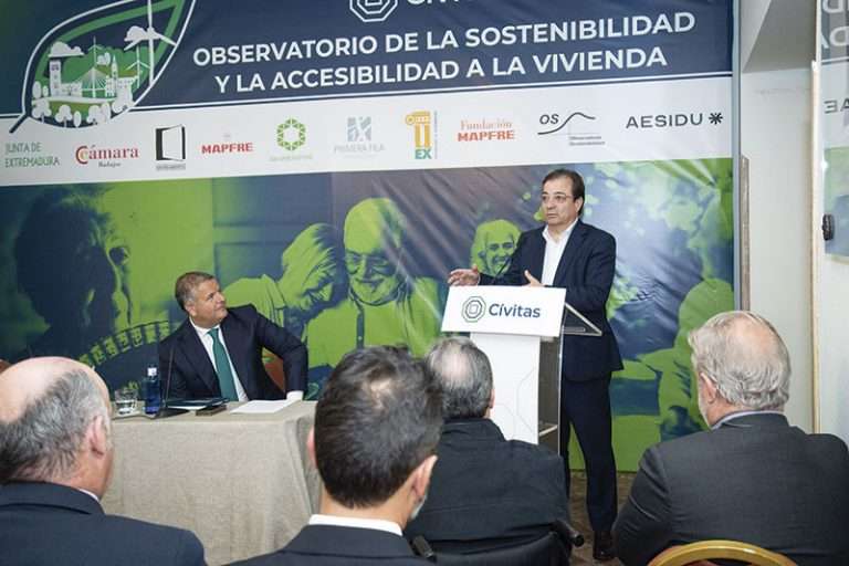 Intervención de Guillermo Fernández Vara. Foto: Junta de Extremadura