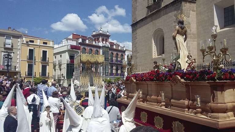 Semana Santa. Días de recogimiento para vivir Extremadura. Grada 176. Este mes toca