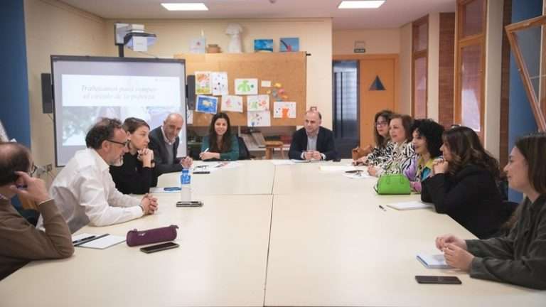 Fundación La Caixa inicia en Mérida su programa 'CaixaProinfancia' para garantizar la promoción soicioeducativa de los menores