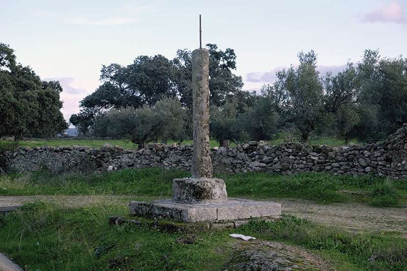 Las cruces de Mesas de Ibor. Grada 176. José Antonio Ramos / Óscar de San Macario