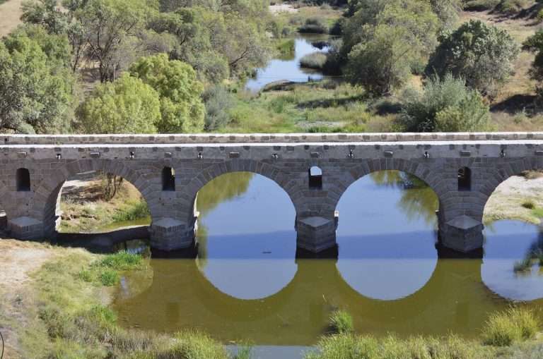 A mais antiga referência à ‘estrada do Alicerce’ (via romana Olisipo-Emerita). Grada 177. Francisco Bilou