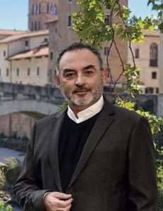 Jesús Sánchez Adalid publica la novela ‘Una luz en la noche de Roma’. Grada 177. Literatura