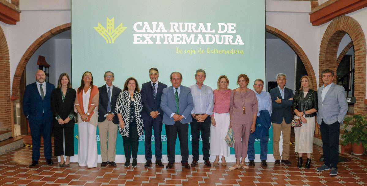 Urbano Caballo continuará presidiendo Caja Rural de Extremadura, que alcanza un beneficio neto de 14 millones de euros en 2022. Foto: Cedida