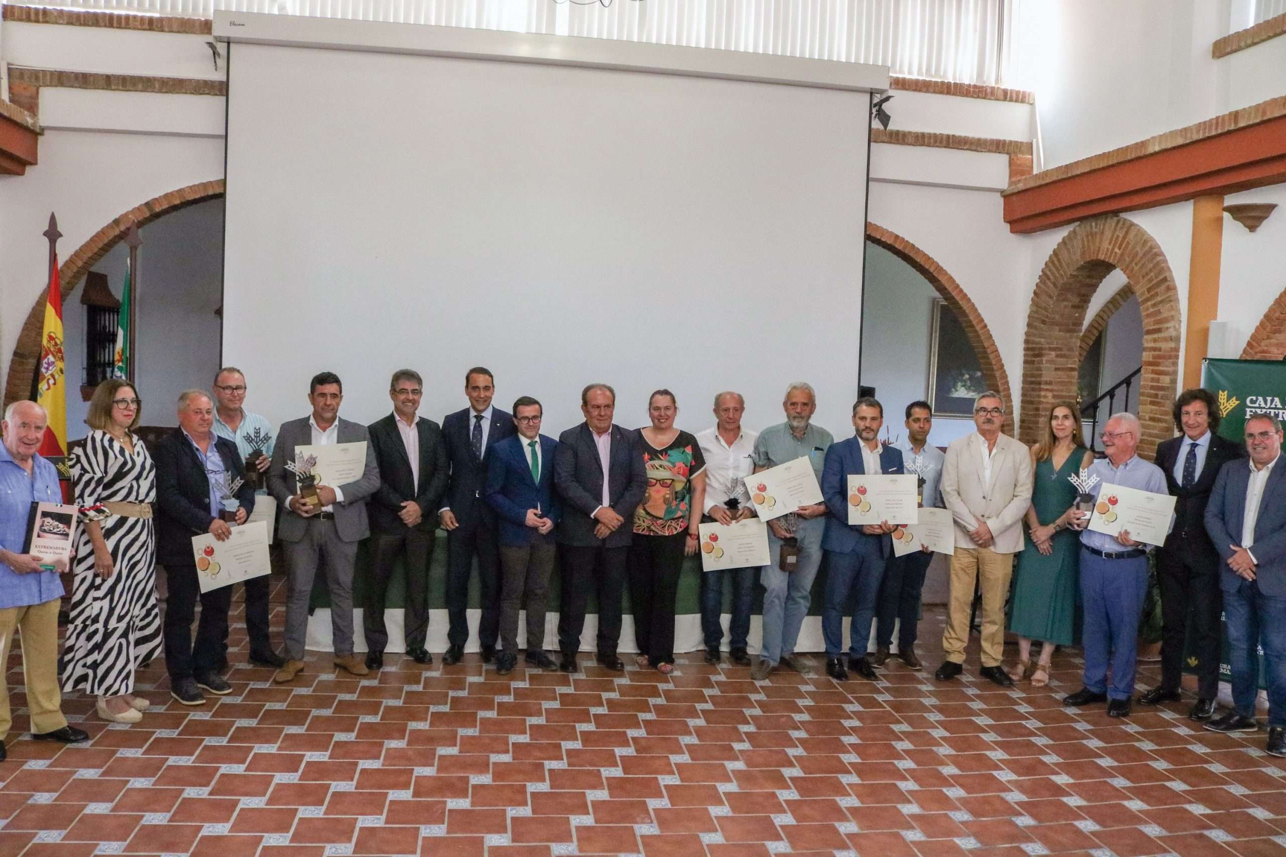 Caja Rural de Extremadura entrega los Premios Espiga a los mejores quesos con Denominación de Origen Protegida