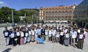 Fundación 'la Caixa' otorga 50 nuevas 'Becas de grado' a estudiantes universitarios con escasos recursos económicos