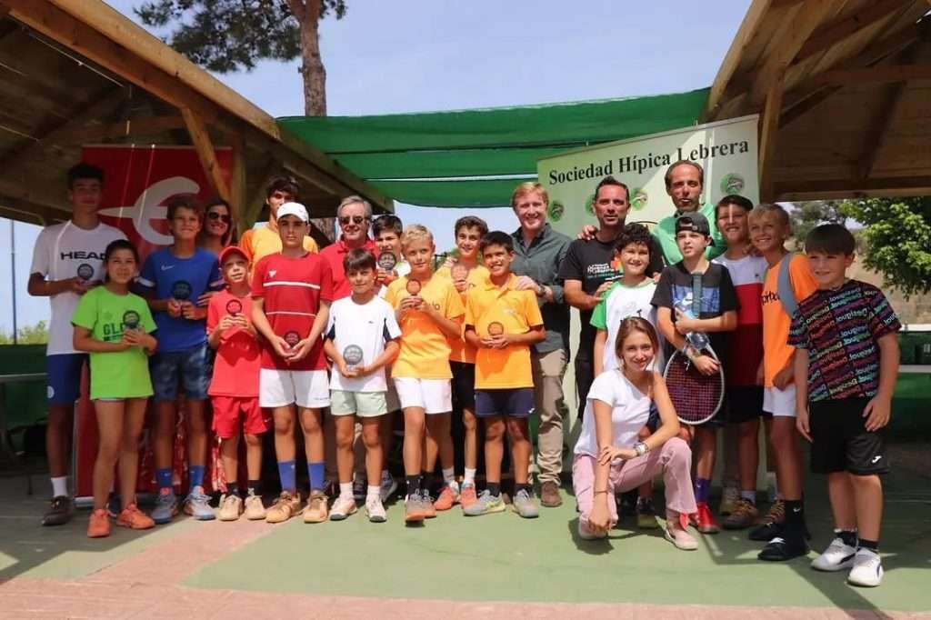 Badajoz acoge por primera vez el circuito internacional de tenis 'Champions Bowl' 