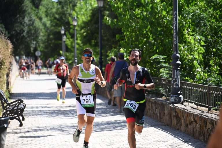 La Federación Extremeña de Triatlón vuelve a poner en marcha la iniciativa 'Kilómetros Solidarios'