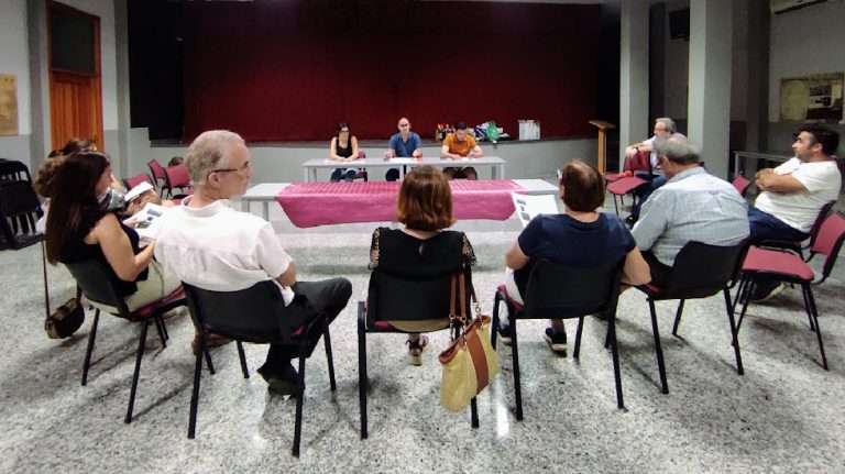 La Asociación para el Desarrollo de la Cultura del Vino en Tierra de Barros celebra su asamblea general de socios y hace un balance positivo desde su constitución.