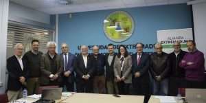 El Club Senior de Extremadura colabora con el programa ‘Mentoring UEX’