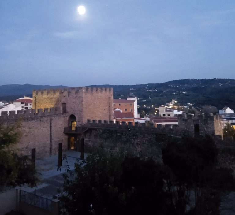 Desde la Torre Lucía. Mis marchas andando por Extremadura (II)