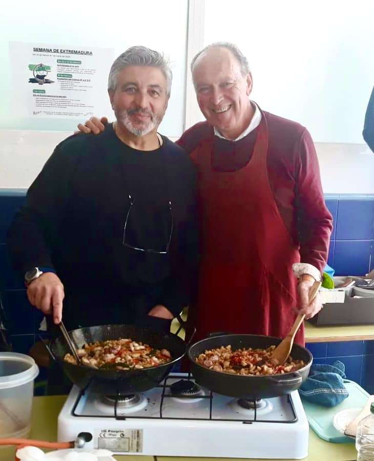 Taller de cocina extremeña en el colegio Nuestra Señora de la Soledad. Foto: Cedida