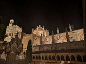 Fundación Iberdrola mejora la iluminación ornamental del Monasterio de Guadalupe