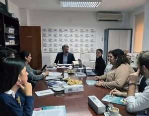 El secretario de Estado de Juventud visita el Consejo de la Juventud de Extremadura