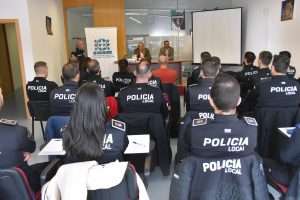 La Fempex defiende la importancia de la formación y el reciclaje profesional de la Policía Local