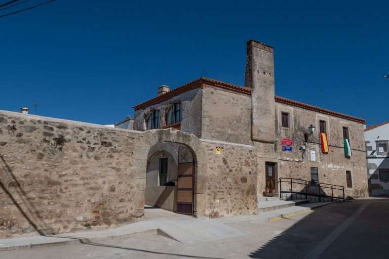 Aldea del Cano abre el Museo Etnográfico del Tuero y el Museo de Uniformes Históricos