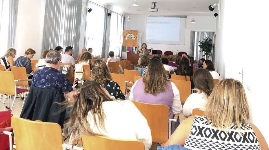 Aupex imparte formación para prevenir el edadismo y la soledad no deseada
