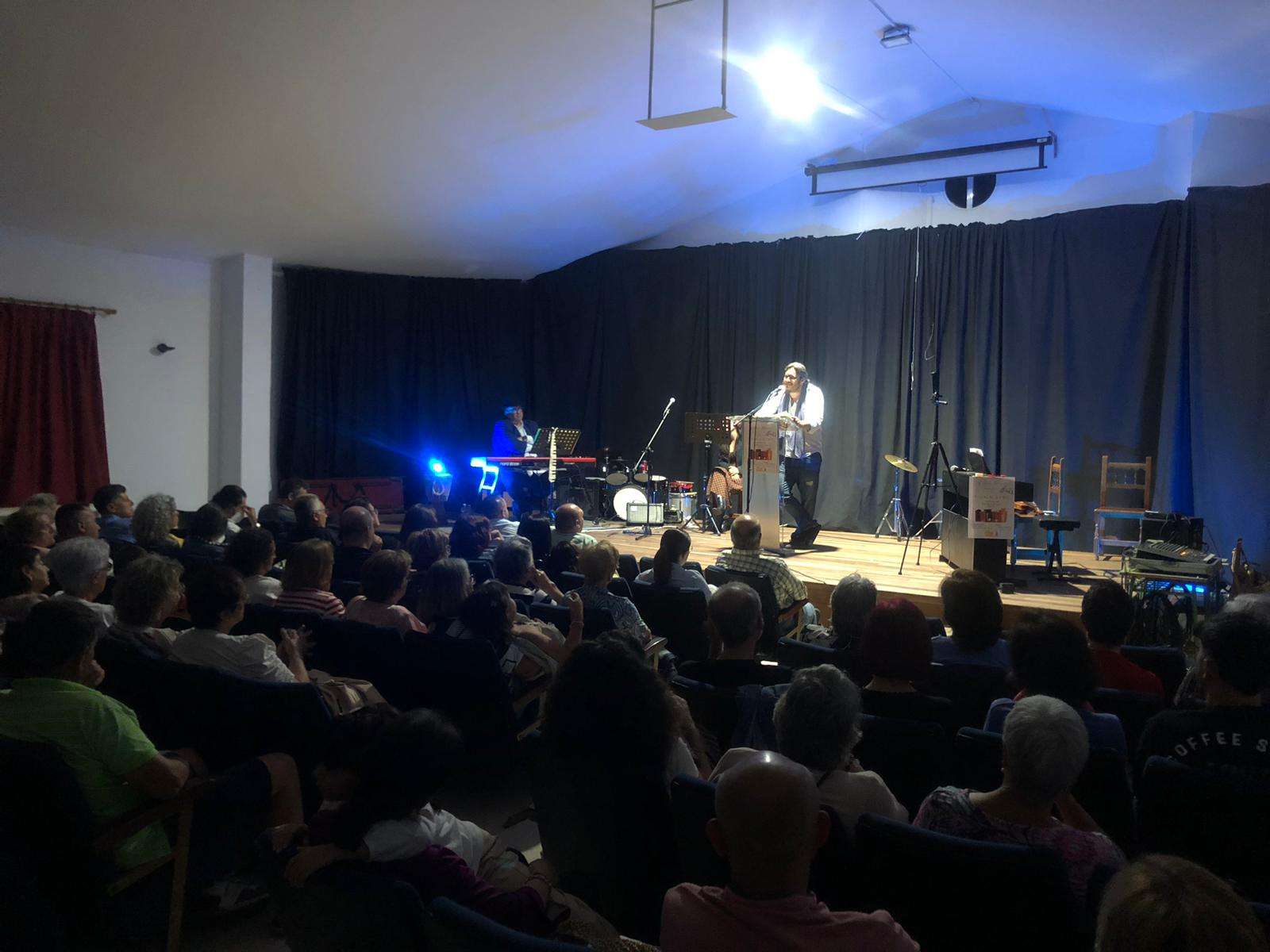 VII Velada literaria bajo la luz de la luna en Valdelacalzada
