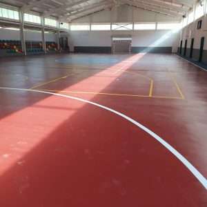 La Diputación de Cáceres realiza mejoras en el pabellón municipal de Garganta la Olla