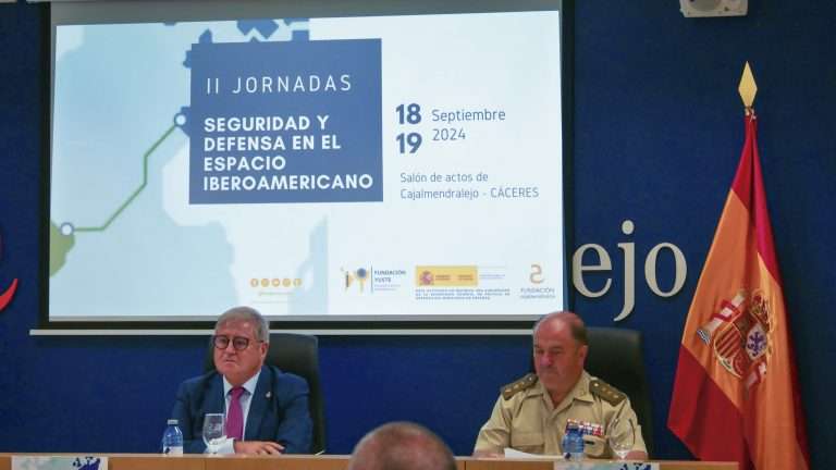 La Fundación Yuste y el Ministerio de Defensa analizan el papel de las Fuerzas Armadas en Iberoamérica