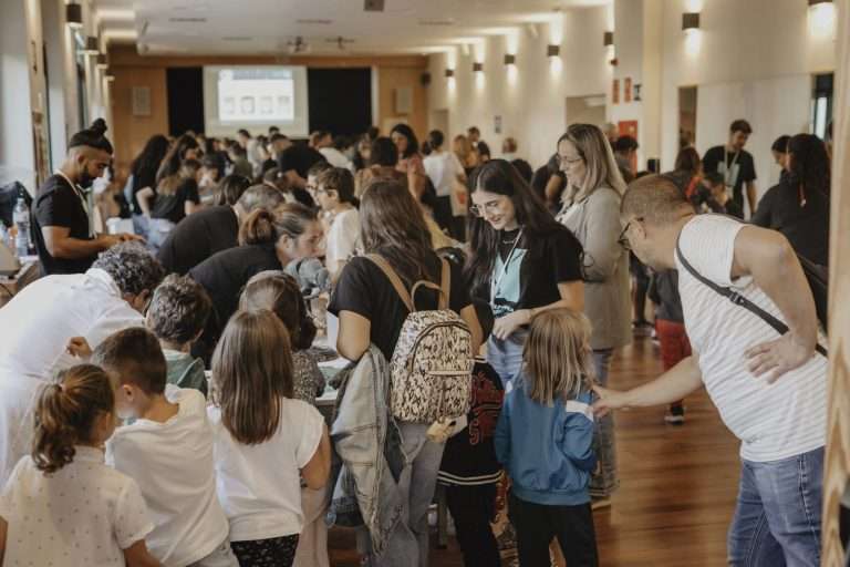 Cerca de 4.000 personas participan en la Noche Europea de los Investigadores