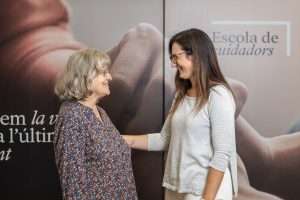 La Fundación La Caixa destaca la importancia de los cuidadores para las personas enfermas