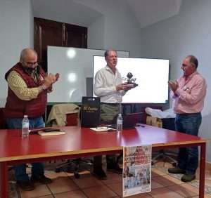 La Asociación Cultural Luis Chamizo de Guareña premia a Damián Retamar