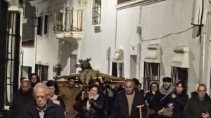 El Cristo del Rosario vuelve a procesionar en Ribera del Fresno tras más de 50 años