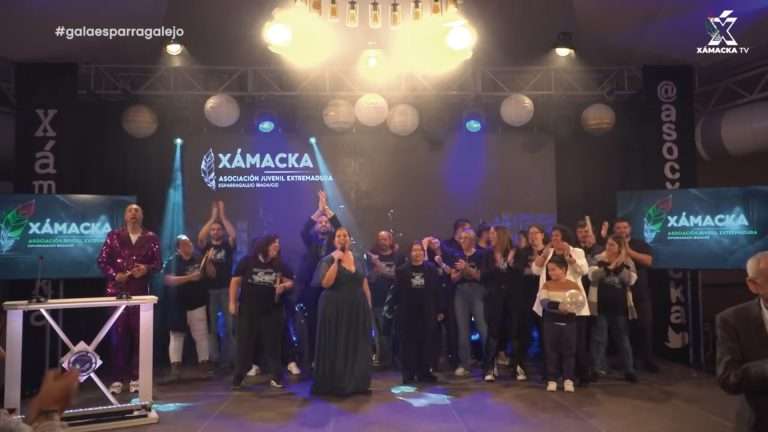 La asociación Xámacka de Esparragalejo celebra su vigésimo aniversario y entrega la séptima edición de sus galardones