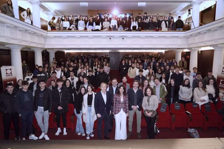 Cesur organiza un encuentro con empresarios en el marco del concurso de emprendimiento 'I´m Growlaber'
