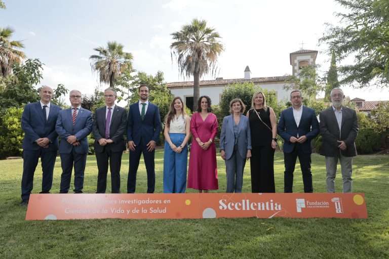 La Fundación Caja Extremadura convoca una nueva edición de los Premios ‘Scellentia’
