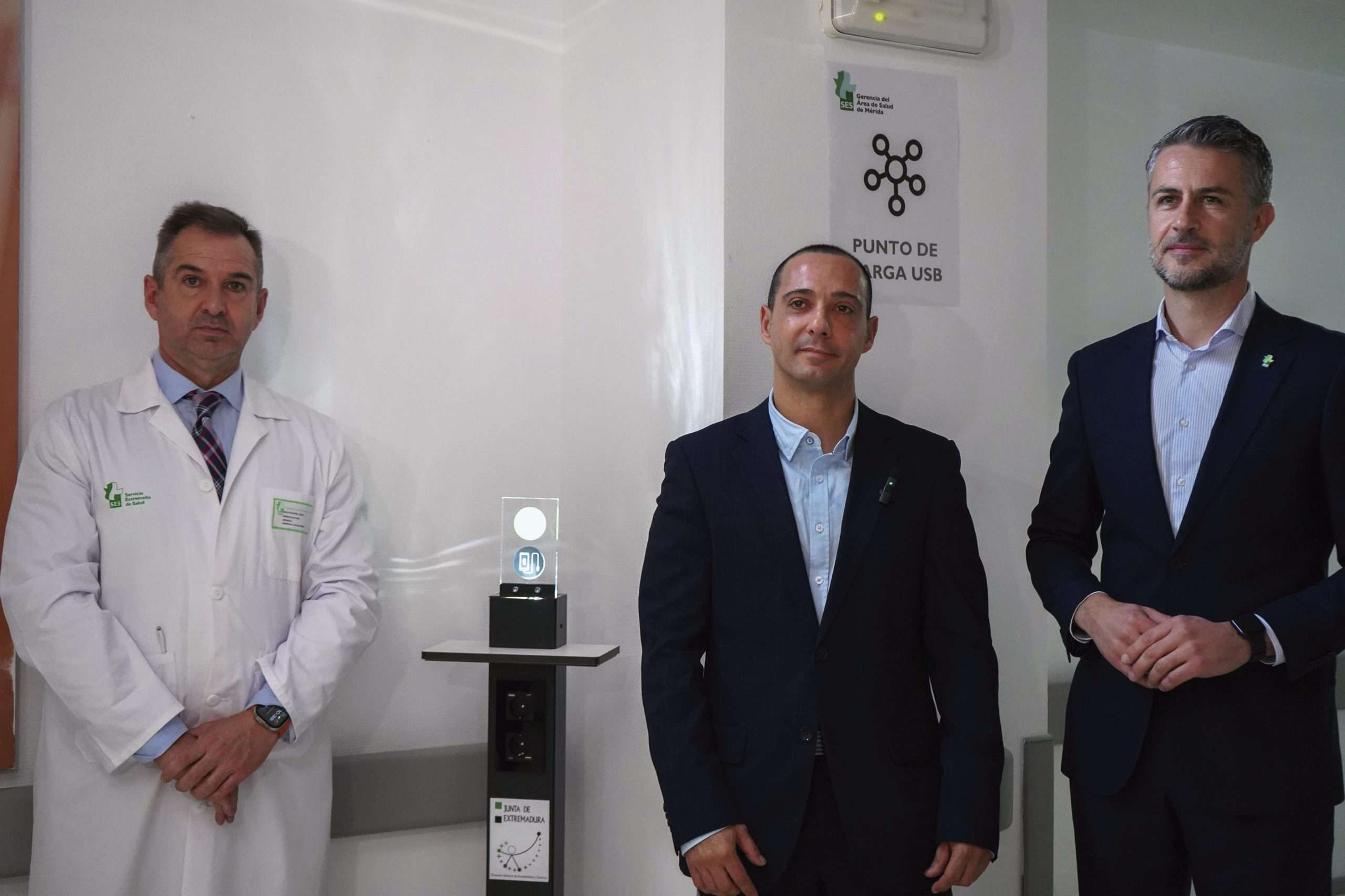 Los hospitales del SES contarán con nuevas estaciones de carga para dispositivos móviles