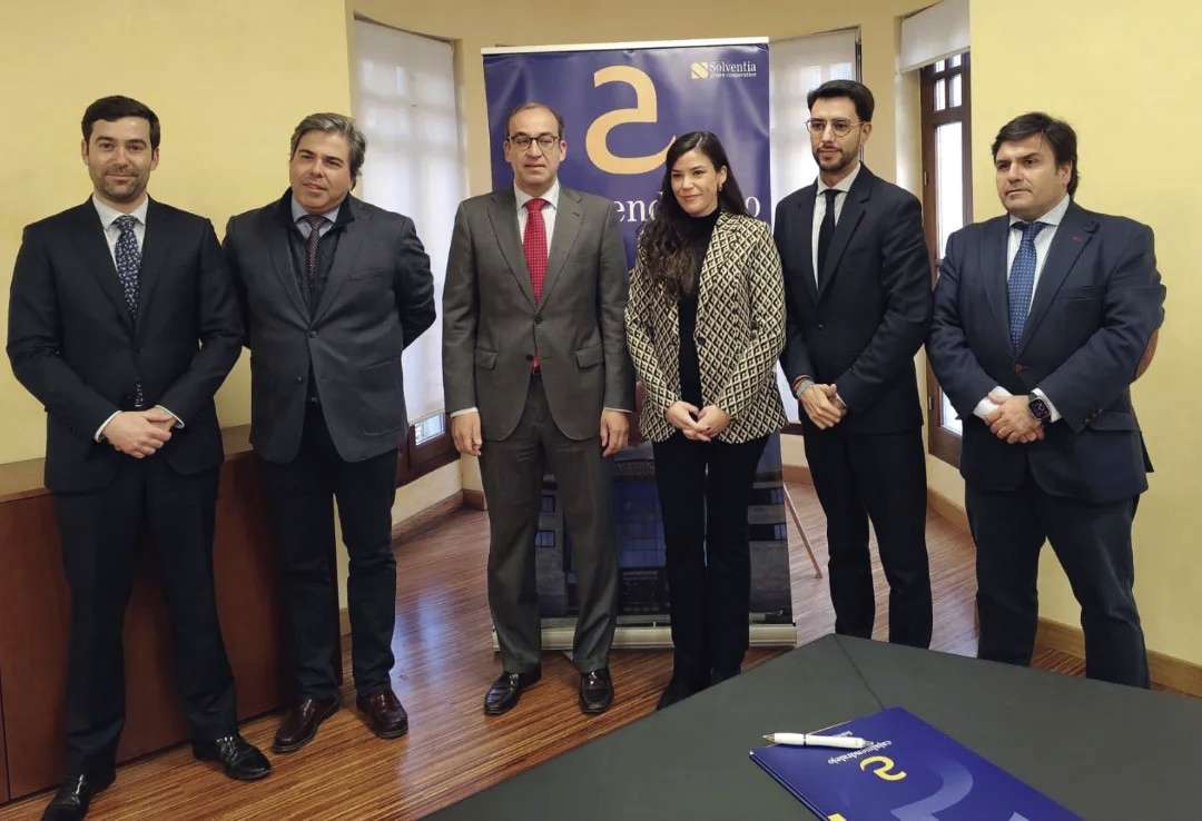 Cajalmendralejo gestionará los servicios financieros del Ayuntamiento de Cáceres