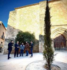 El Ayuntamiento de Cáceres mejora la accesibilidad de la Plaza de Doctor Durán