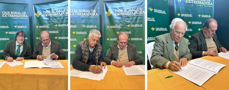 Caja Rural de Extremadura renueva su colaboración con las principales organizaciones agrarias de la región