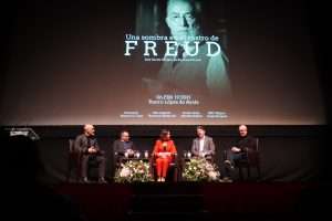 Fundación CB y Fedicom estrenan un documental sobre Freud en Badajoz