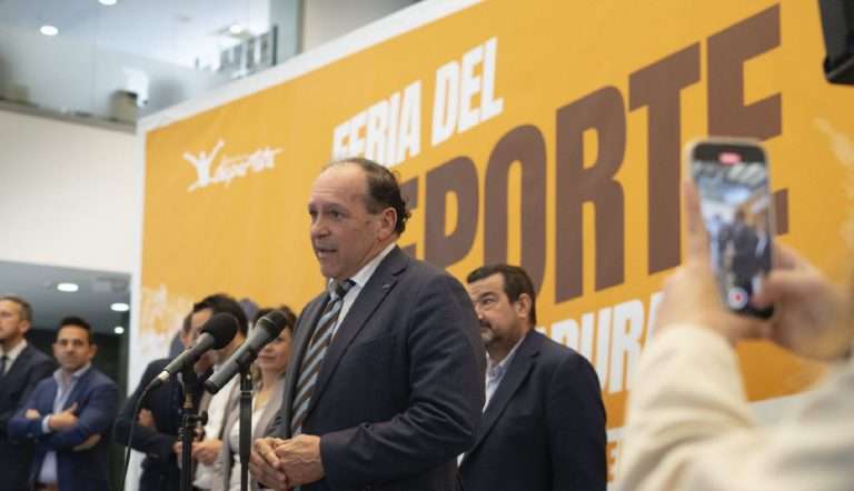La Asociación de Autónomos, Profesionales y Empresarios de Badajoz participa en la Feria del Deporte de Extremadura