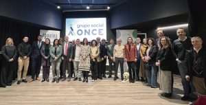 La serie de la ONCE ‘Mucho que ver’ muestra cómo relacionarse con las personas con discapacidad visual