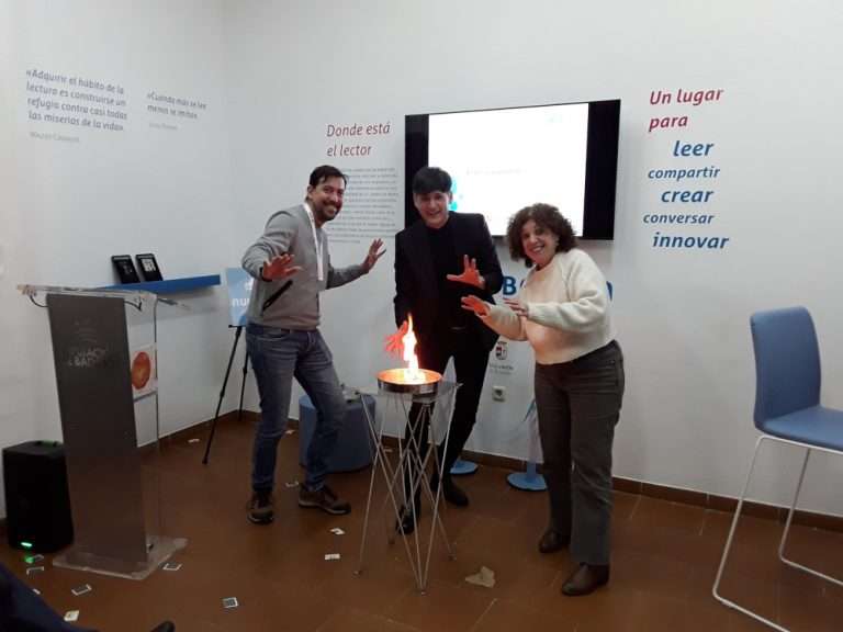 Valverde de Burguillos acoge un nuevo Espacio Nubeteca en la Biblioteca Juan Antonio Gallardo