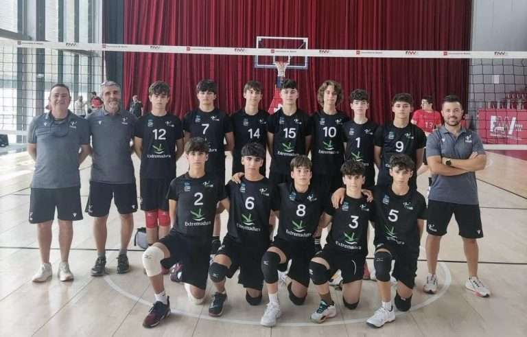El ribereño Iker Aguilar representará a Extremadura en el Campeonato de España de Voleibol Infantil