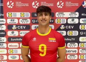 David Risco, con la Selección Española de Voleibol Sub22 en la lucha por el Europeo de 2026