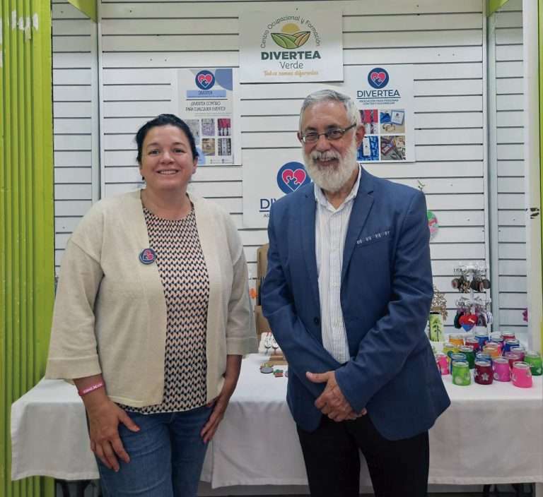 Fundación Valhondo renueva su compromiso con la asociación Divertea