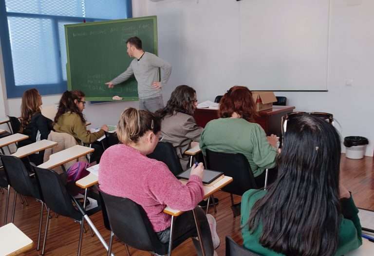 Cocemfe Cáceres impartirá un curso sobre competencias comunicativas en la atención al público